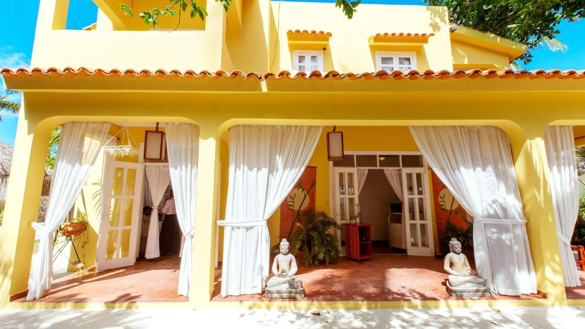 Hotel Tropicana Suites Deluxe Playa Los Corales Punta Cana