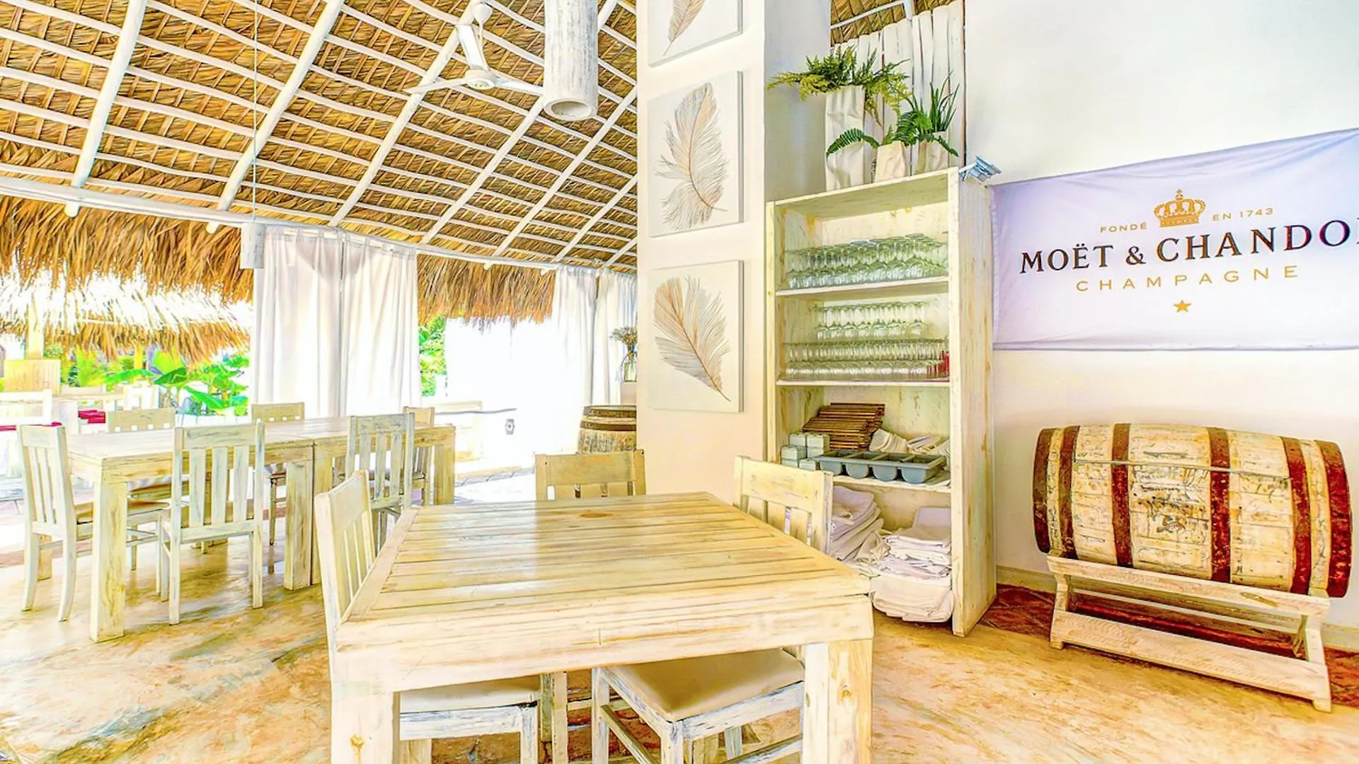 Tropicana Suites Deluxe Playa Los Corales Punta Cana 5*,