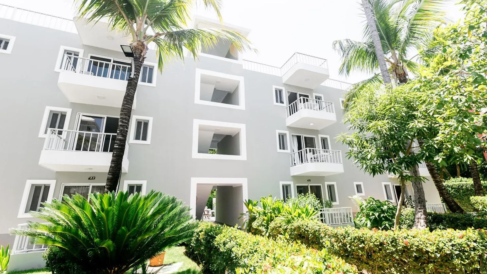 Tropicana Suites Deluxe Playa Los Corales Punta Cana 5*,
