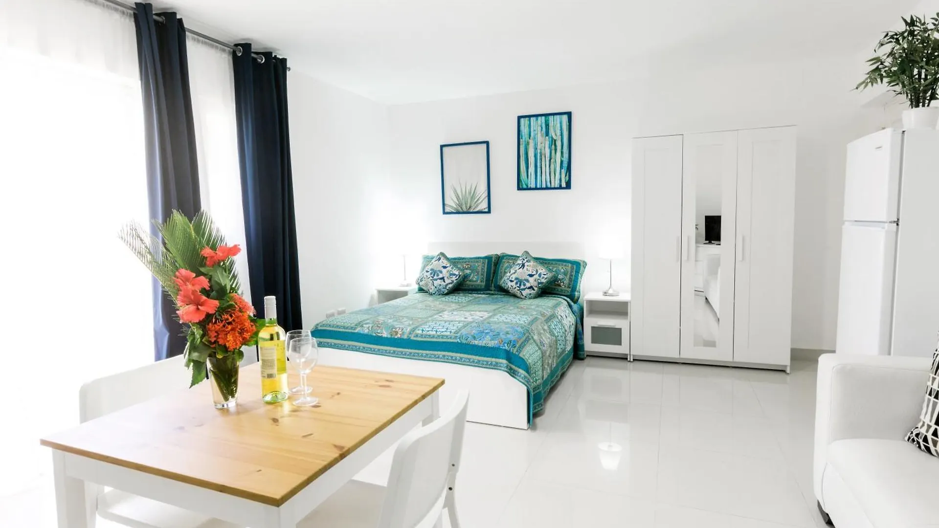 Tropicana Suites Deluxe Playa Los Corales Punta Cana