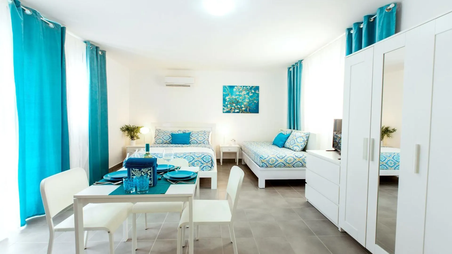 Tropicana Suites Deluxe Playa Los Corales Punta Cana